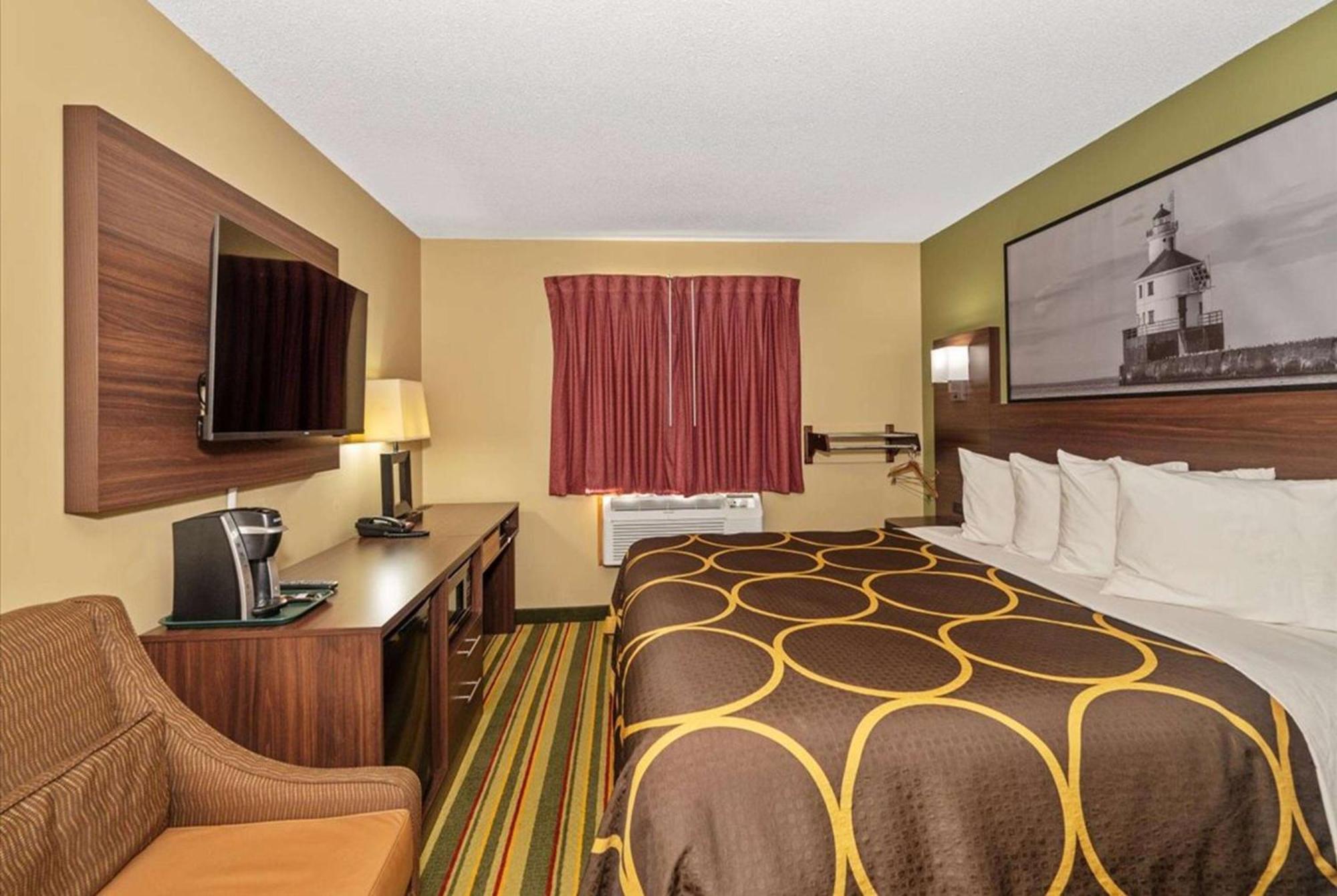 Отель Super 8 By Wyndham Superior Wi Экстерьер фото